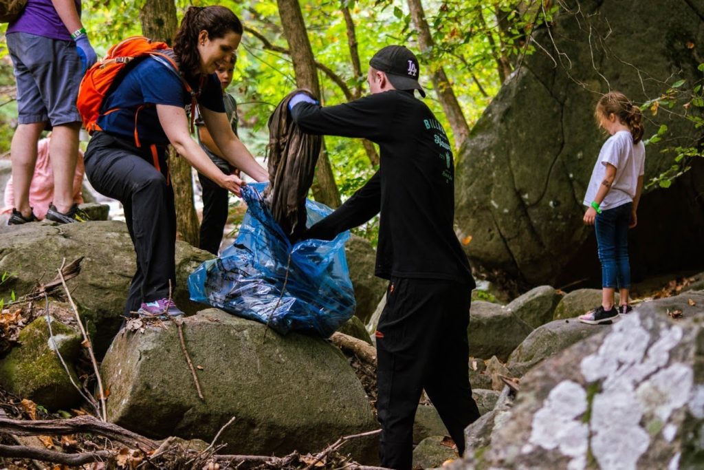 Earth Day volunteers at an American cleanup