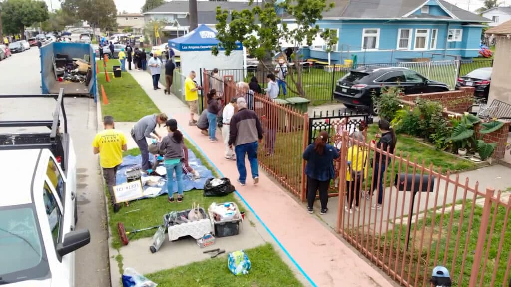 Volunteers cleaning up neighborhoods in Compton