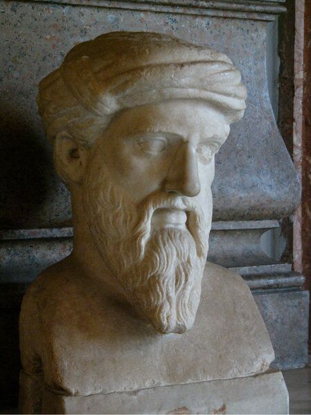 Bust of the Greek philosopher Pythagoras